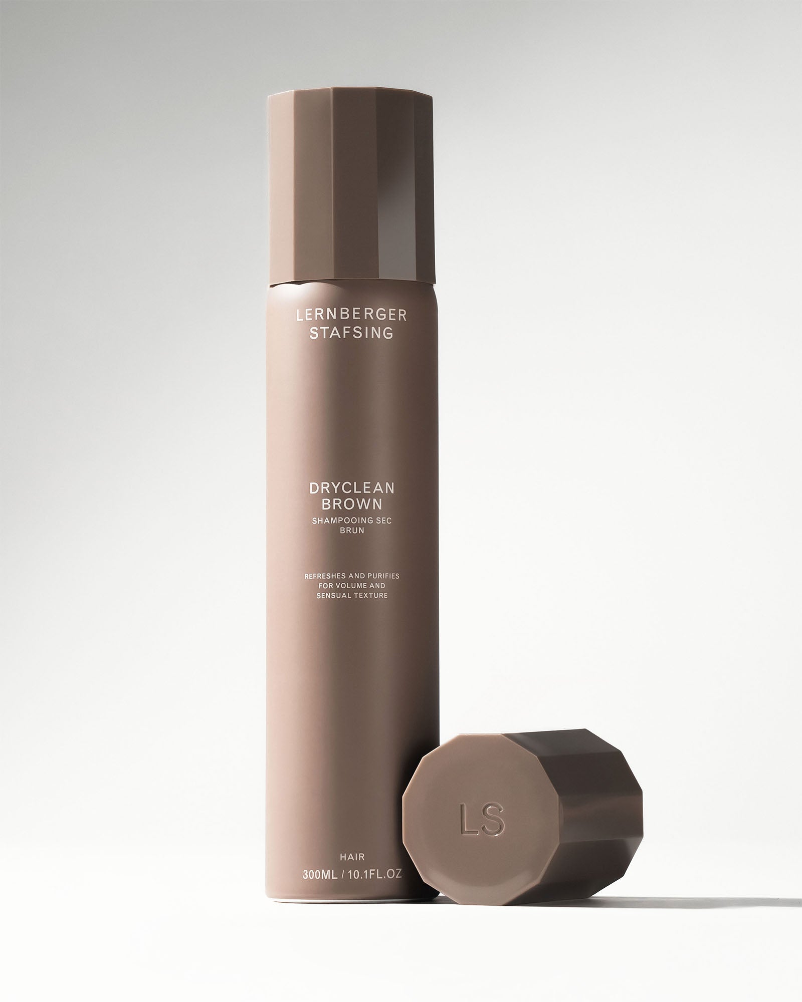 Chemische Reinigung Braun