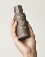 Glättender Seidenmantel